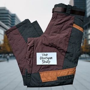 NIKE COZY GIRL CARGO WINTER INSULATED PANTS WOMENS SIZE MEDIUM MAROON BURGUNDY